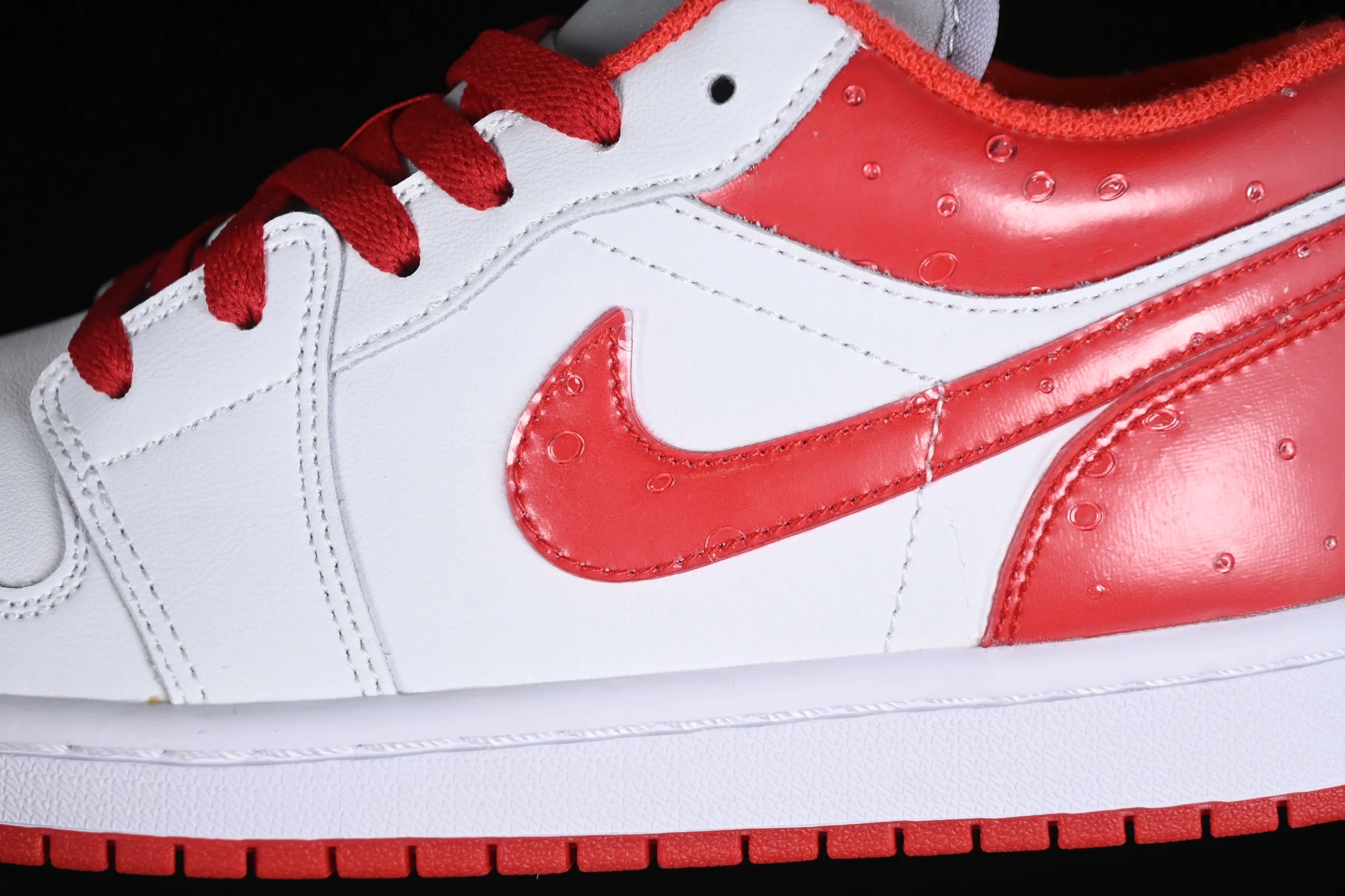 All categories Air Jordan Jordan series basketball shoes Air Jordan 1 Low Air Jordan 1 Low AJ1 Joe 1 white and red low-top cultural and casual sneakers FQ1935-018